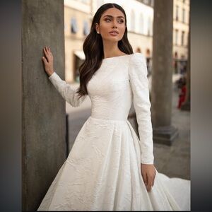Milla Nova Jordan Wedding Gown ✨